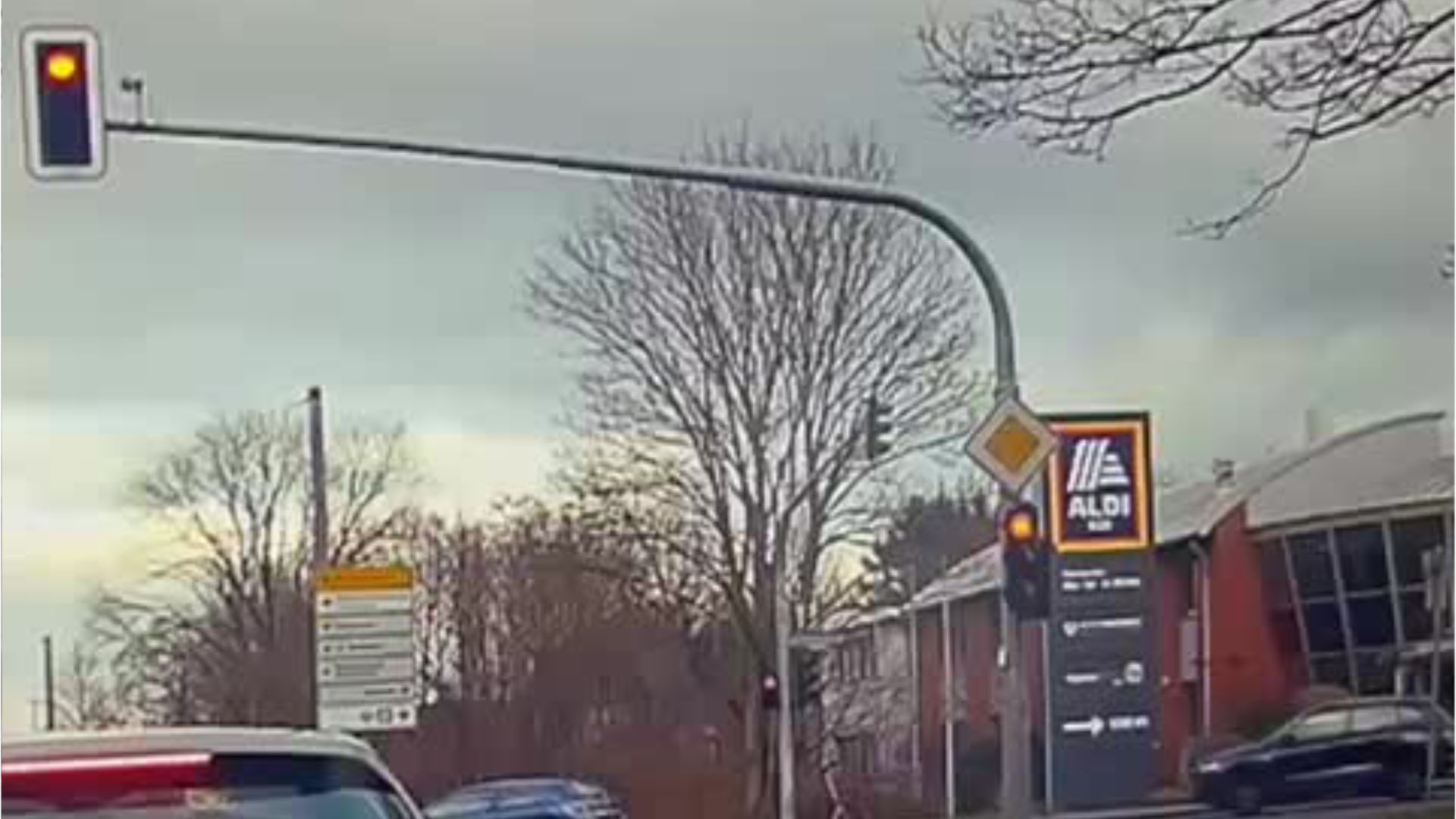 Video: Kölner Müll-Sünder: Unzensierte Aufnahmen der dreisten Entsorgung (16:9)