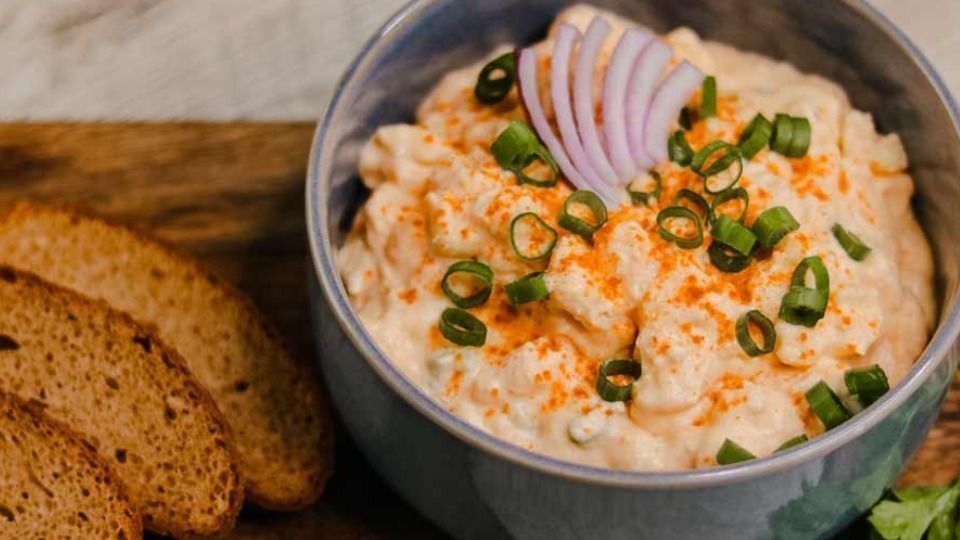Make your own Gerupfter: Few ingredients and simply mixed together
