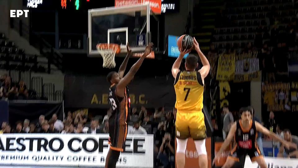 Το buzzer beater του Φλιώνη (VIDEO)