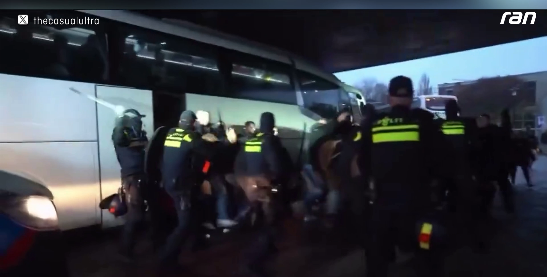 VfB Stuttgart: Schwere Auseinandersetzung zwischen Polizei und Fans