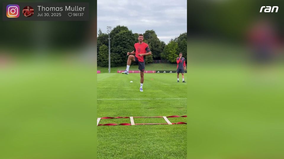 Thomas Müller überrascht: Star trainiert in Bayern-Outfit
