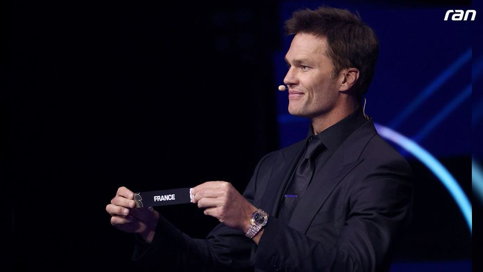 WM 2026: NFL-Legende Tom Brady flext mit Diamanten-Uhr