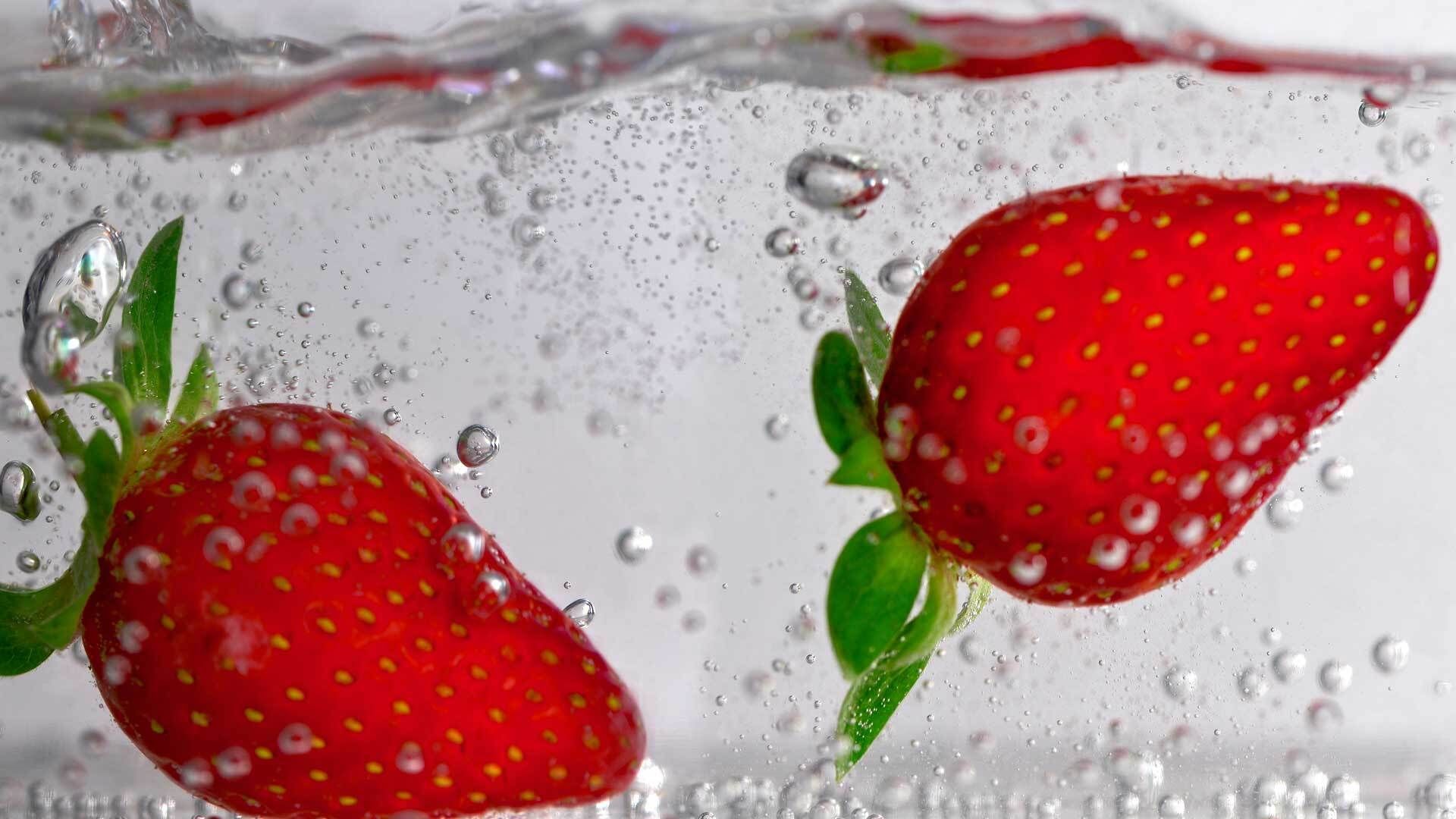 Erdbeeren: Kennst du schon den Salzwasser-Trick?