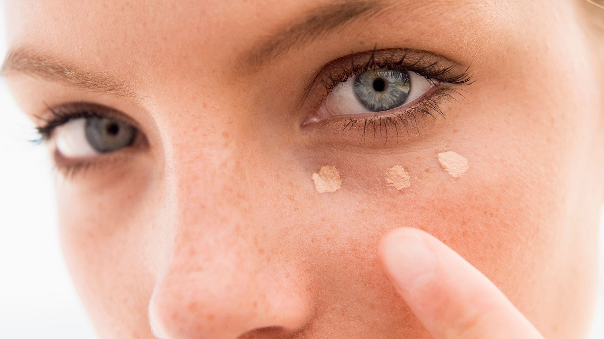 Covering dark circles: 5 typical mistakes