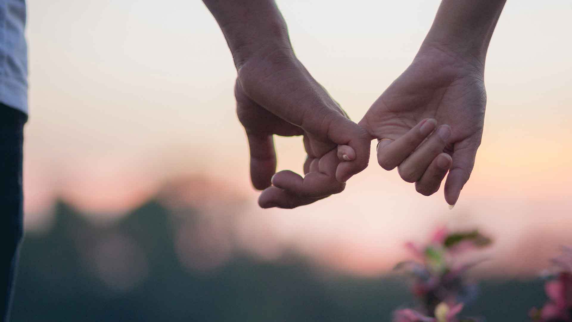 These 5 factors make us fall in love