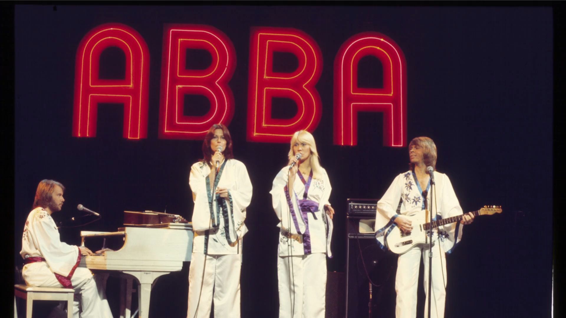 Abba veröffentlichen nach fast 40 Jahren neues Album – Platz eins in Download-Charts