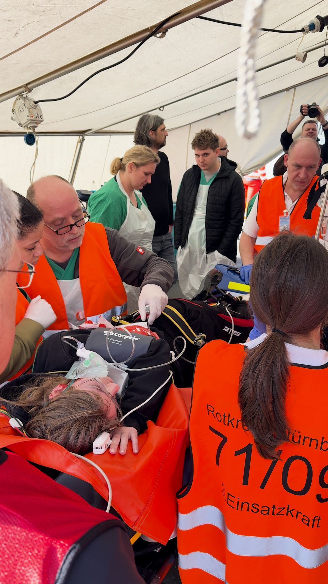 Video: 500 Retter bei Großübung am Nürnberger Airport