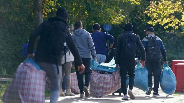 Debatte um Syrer: Unionspolitiker fordern Aufhebung der Schutztitel