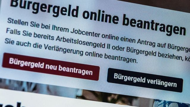 Kosmetikerin klagt wegen Schulgeld auf mehr Bürgergeld