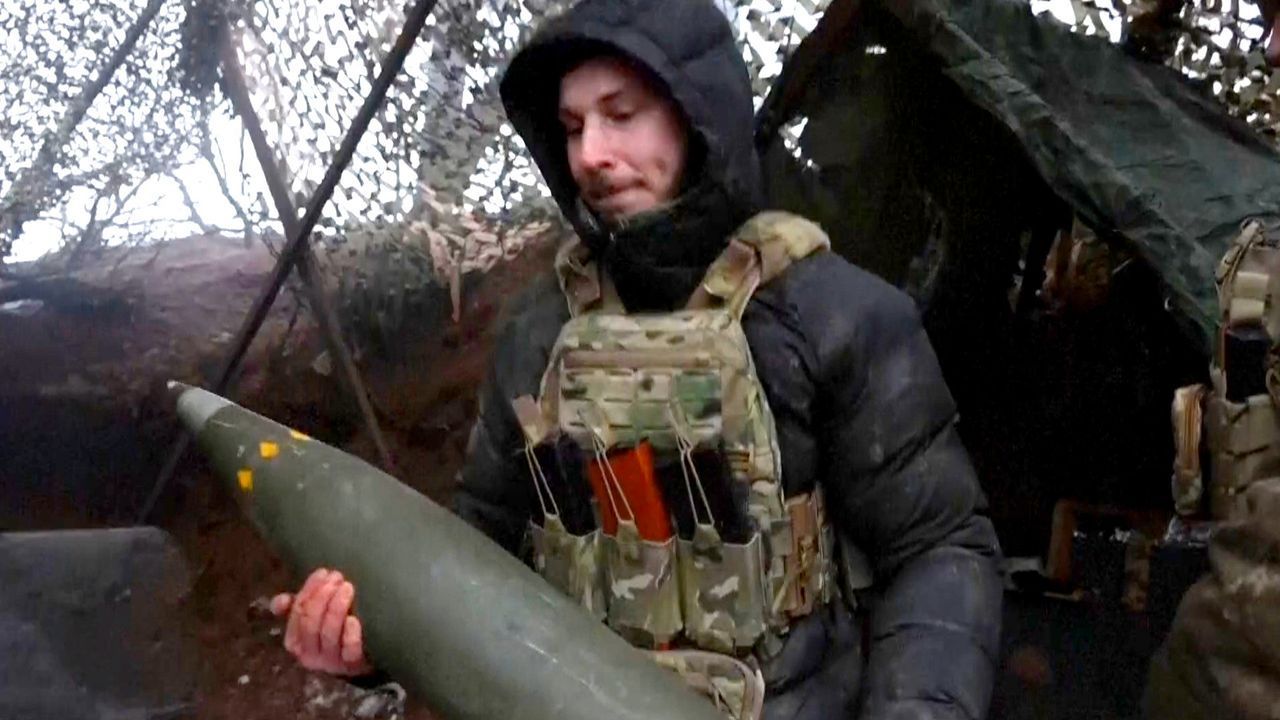 Von westlicher Hilfe abhängig: Ukraine wartet auf weitere US-Waffenlieferungen