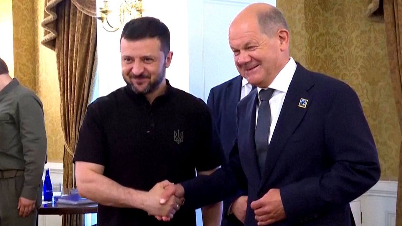 Wolodymyr Selenskyj dankt Berlin: Drittes deutsches Patriot-System angekommen