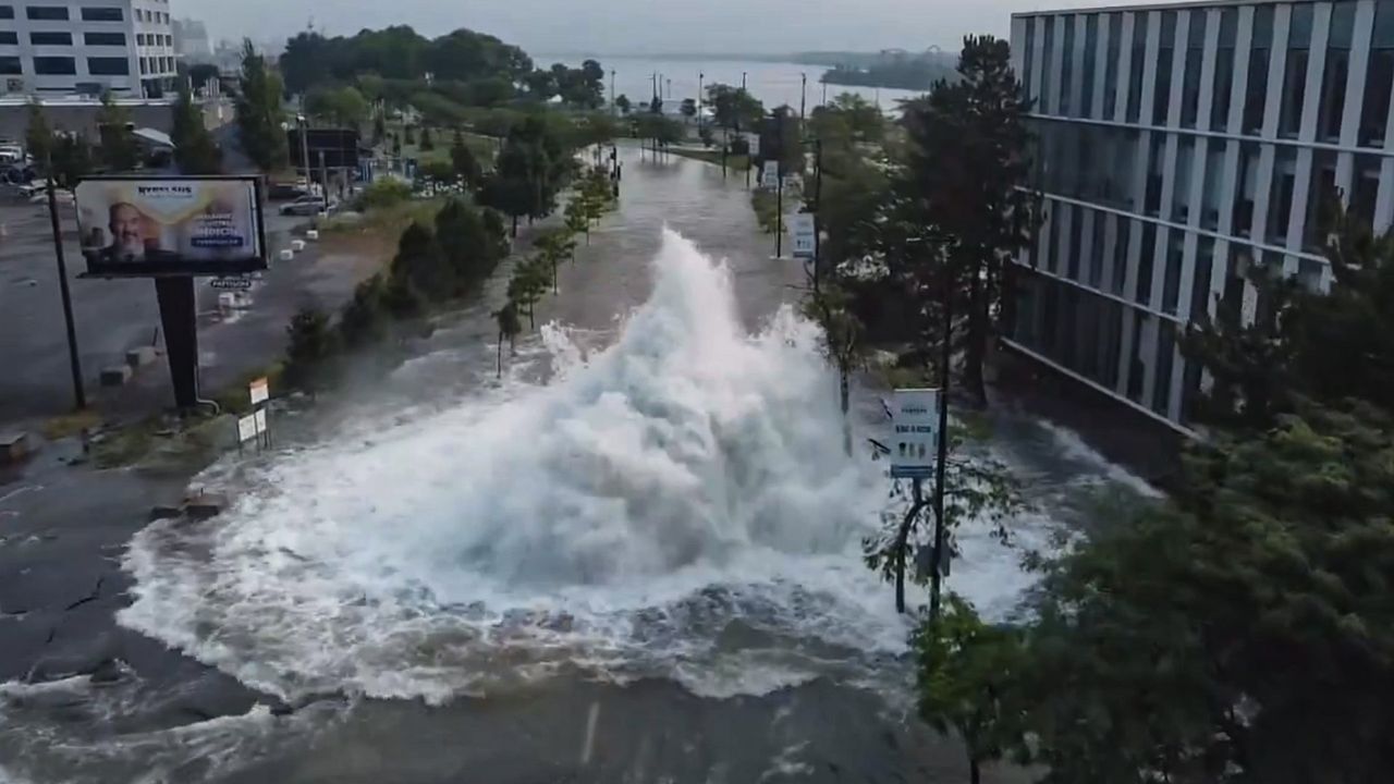 Gigantischer Geysir: Wasserrohrbruch flutet Teile von Montreal
