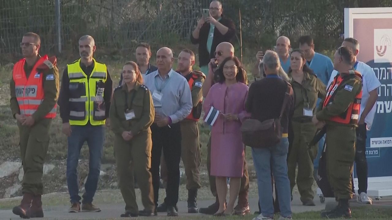 Chaotische Übergabe: Hamas lässt acht Geiseln frei, darunter fünf Thailänder