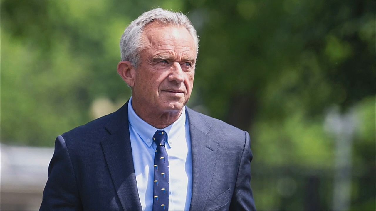 „Von Interessenskonflikten geplagt“: Kennedy Jr. setzt alle Impfberater ab