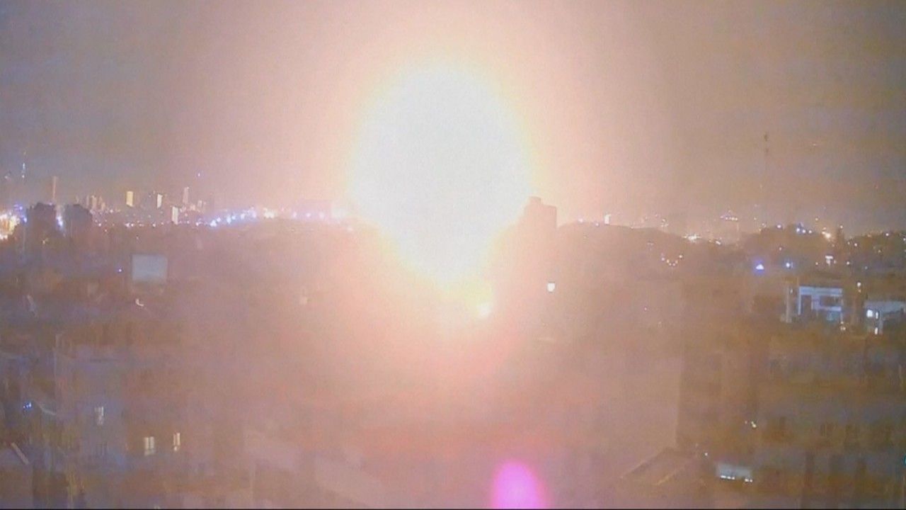 Israel greift Iran an: Explosionen erschüttern iranische Nuklear- und Militäranlagen