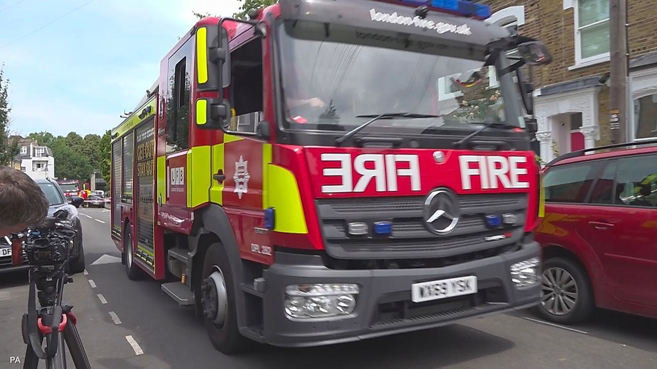 Frau tot nach Explosion in London: Polizei ermittelt wegen Mordverdachts