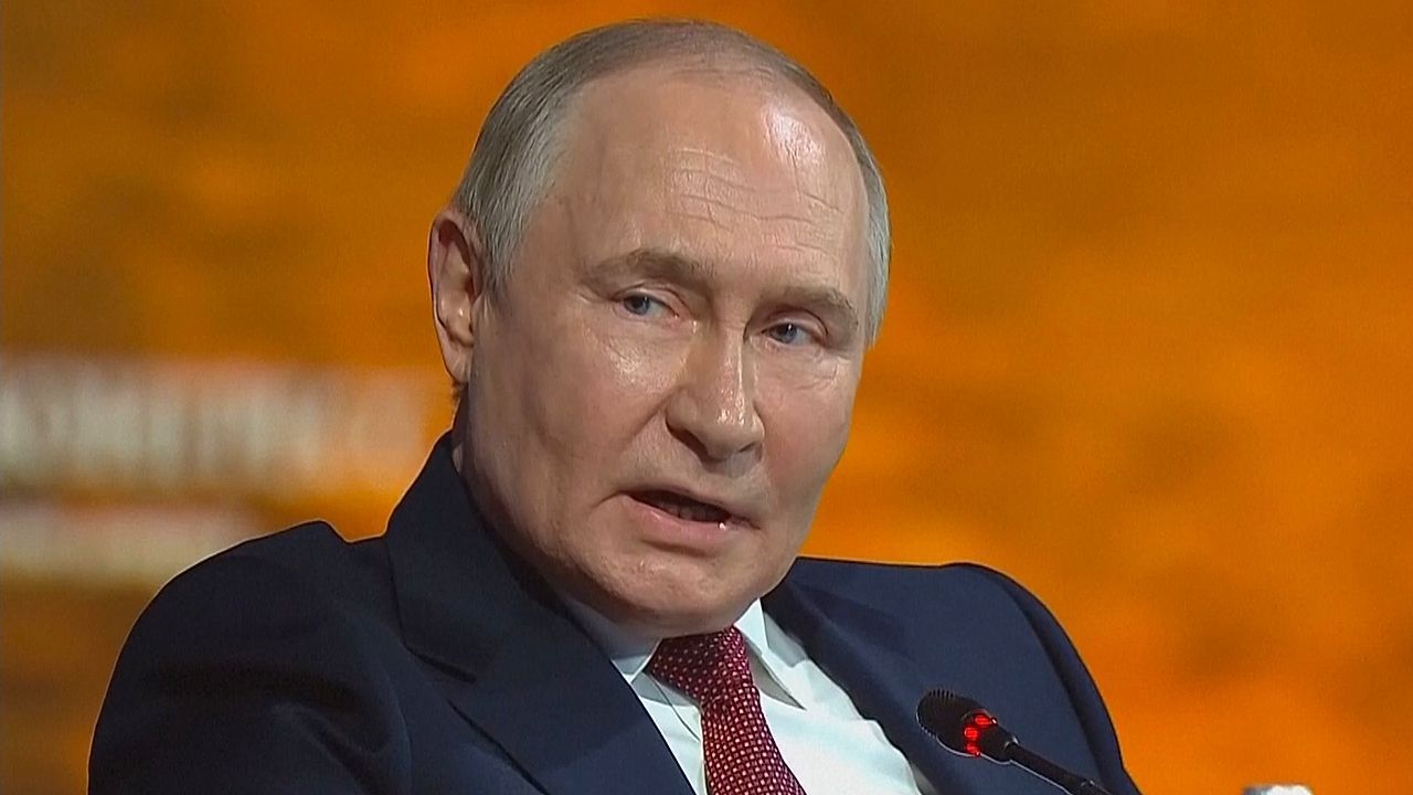 Putin in St. Petersburg: \