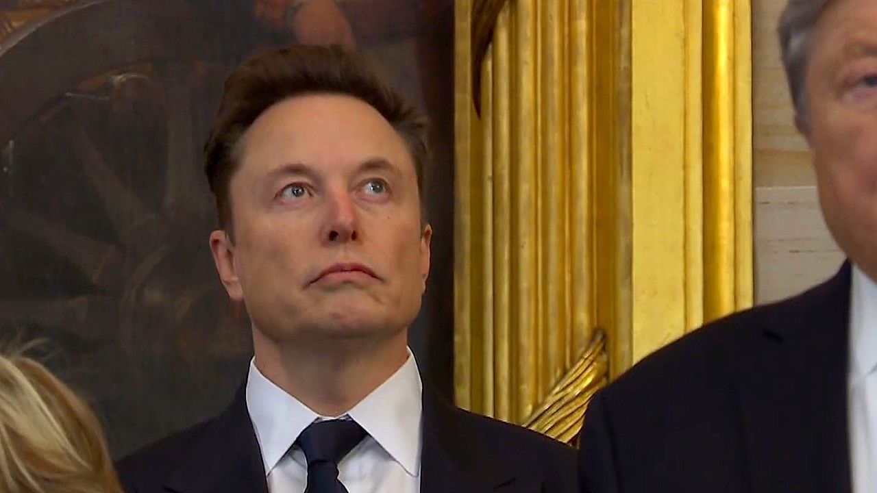“To give you back your freedom”: Elon Musk founds his own party