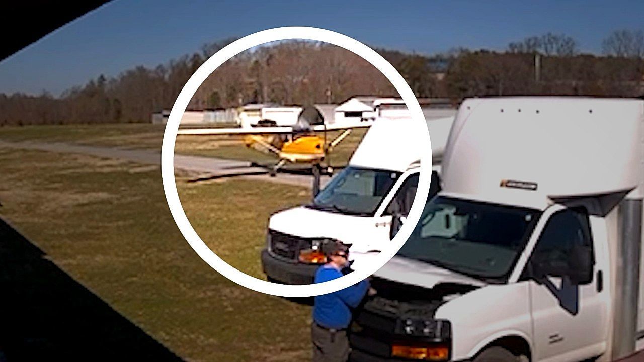 Flugschüler verschätzt sich völlig: Flugzeugflügel bleibt an Lkw hängen