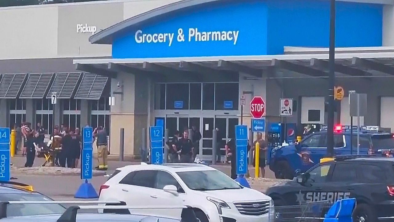 Video: Messerangriff in Walmart: Elf Verletzte in Michigan