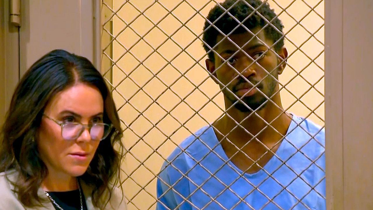 Video: Nacktspaziergang mit Folgen: Rapper Lil Nas X wegen Körperverletzung angeklagt