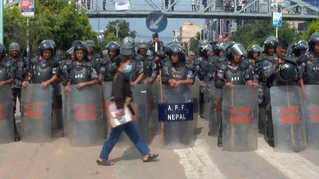 Mindestens 19 Tote bei Protesten: Nepal hebt Social-Media-Blockade auf