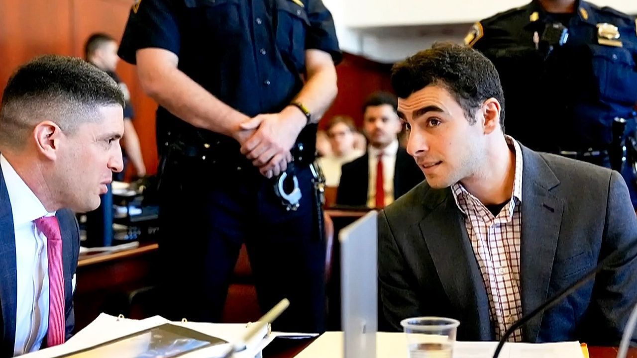 Mord an CEO: Luigi Mangione vor Gericht – wichtige Beweise möglicherweise nicht zulässig