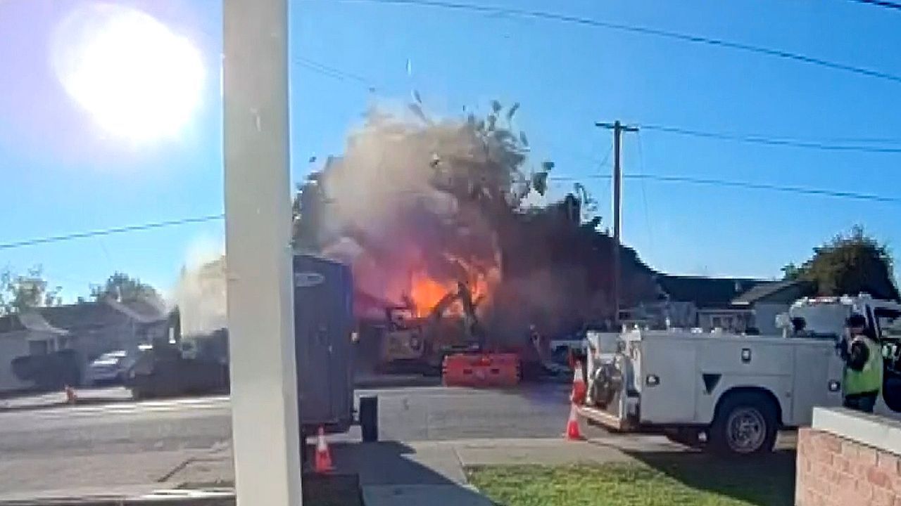 „Wie eine Bombe“: Heftige Gas-Explosion zerstört Häuser in Kalifornien