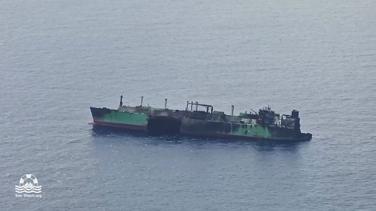 Video: Beschädigter russischer Tanker im Mittelmeer: EU warnt vor Umweltkatastrophe