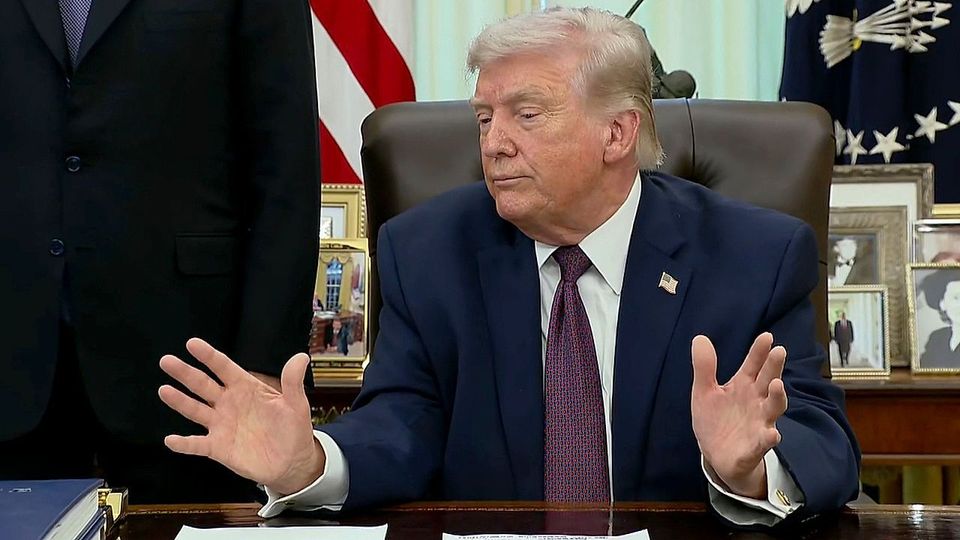 „In zwei oder drei Wochen“: Trump stellt Ende der US-Angriffe im Iran in Aussicht