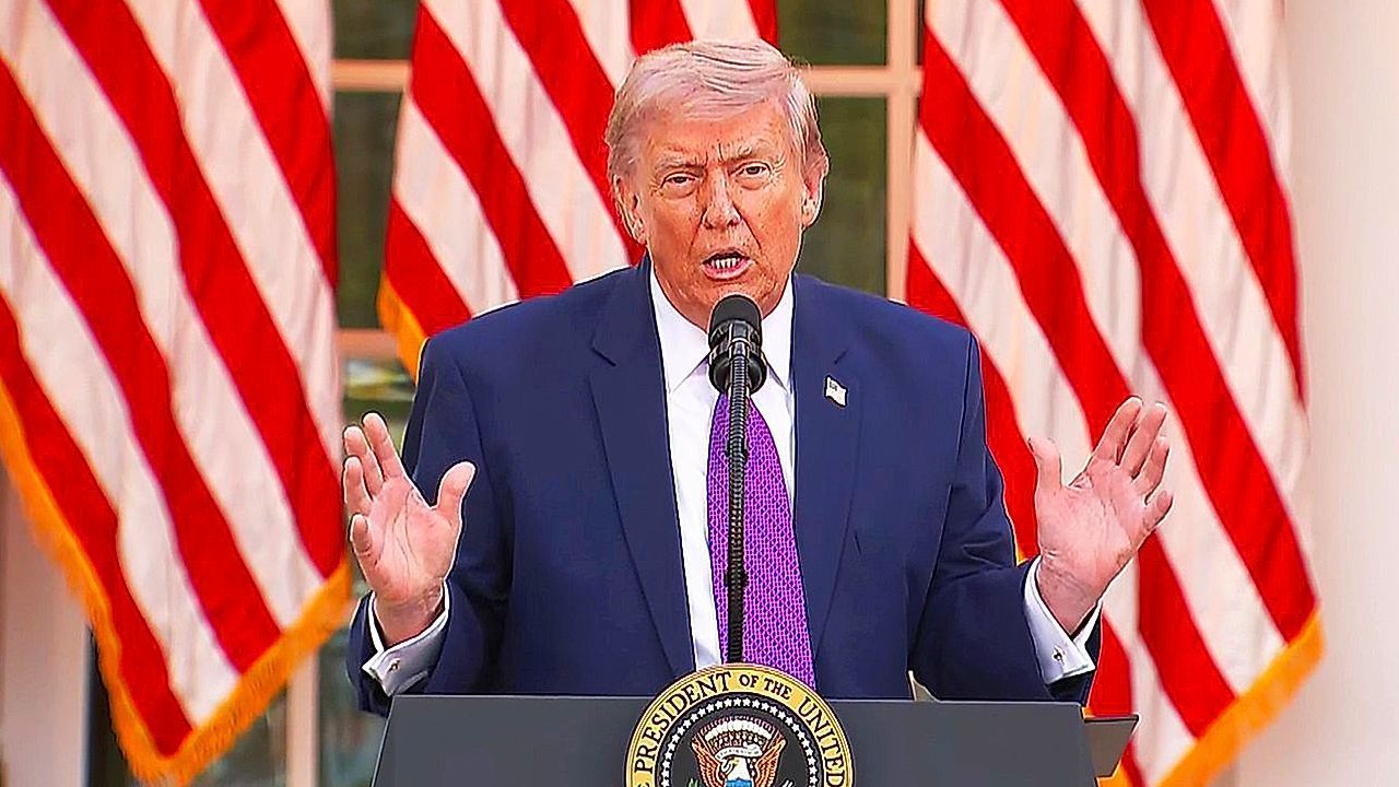 Video: Ballsaal und Somalia: Trumps Polizei-Rede sorgt für Irritation