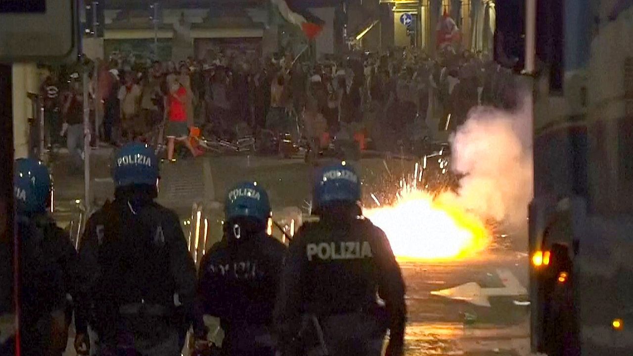 Video: Nach Tod von Migranten bei Polizeieinsatz: Proteste in Bologna eskalieren