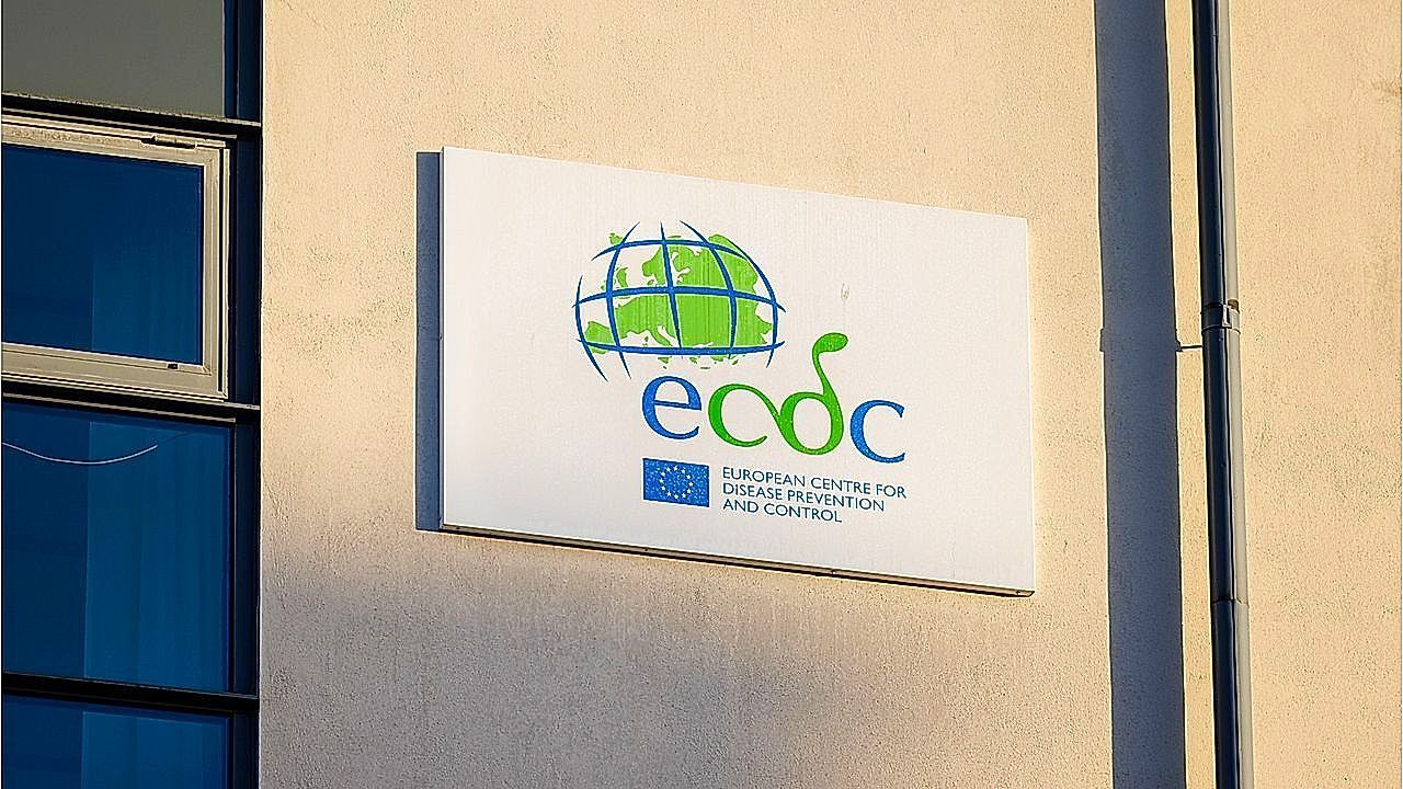 Video: EU health officials monitor Russia plague suspicion after laboratory death
