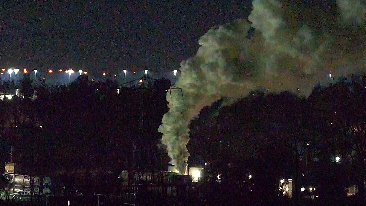 Evacuations in Toledo, Ohio after toxic chemicals leak into air