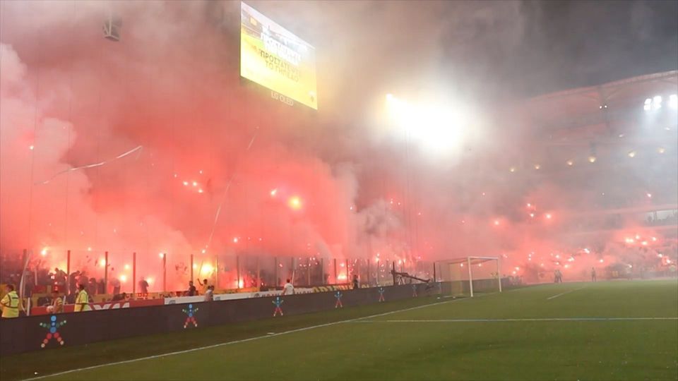 «Ομίχλη» στην Αγιά Σοφιά – OPAP Arena (VIDEO)