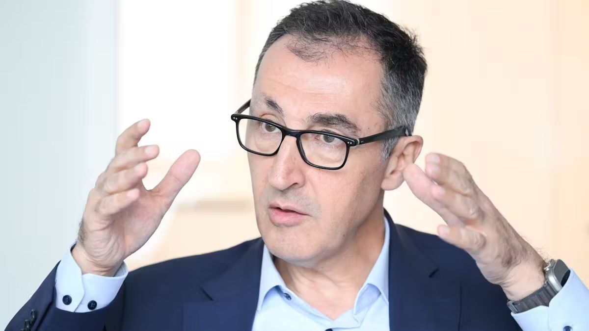 Video: Özdemir: Social-Media-Plattformen sollten für Kinder verboten werden