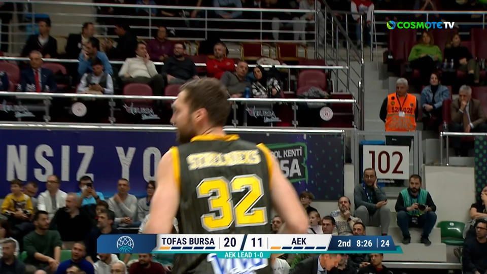 Τα συνεχόμενα τρίποντα της ΑΕΚ που μάζεψαν την διαφορά (VIDEO)