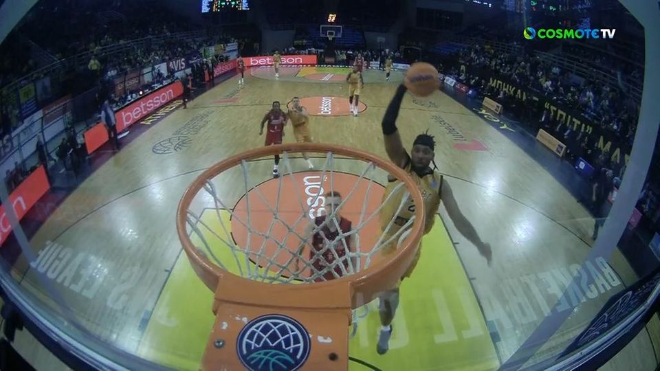 Η φάση του αγώνα από τον Ακίλ Μίτσελ (VIDEO)