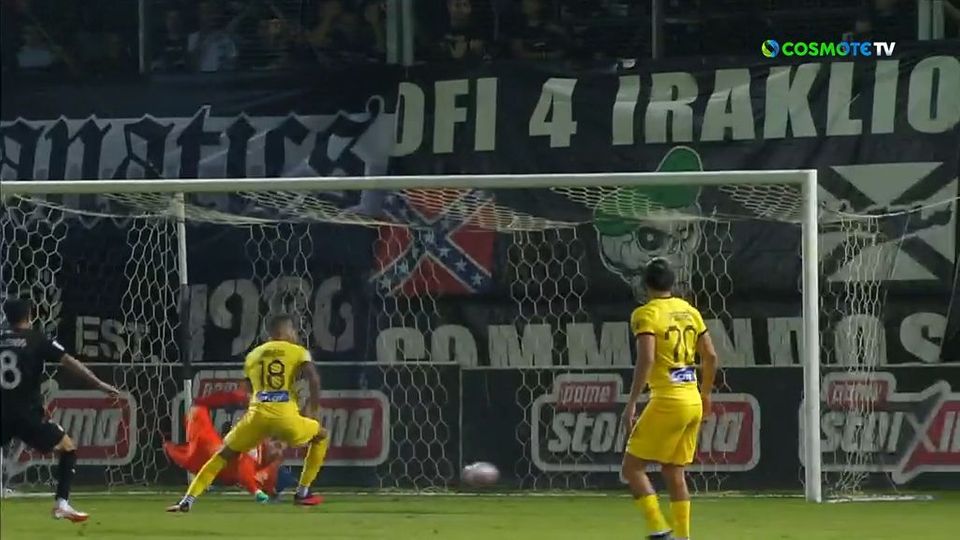 Η τεράστια επέμβαση του Στάνκοβιτς στην κεφαλιά του Λουίζ Φελίπε (VID)