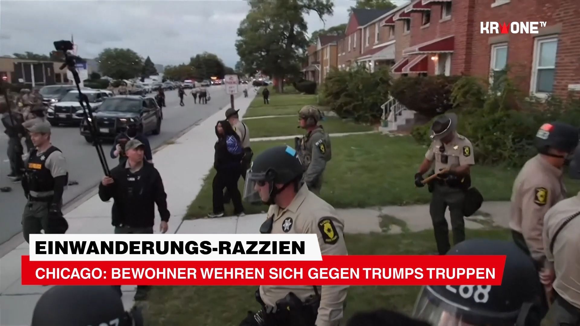 Video: Chicago: Bewohner wehren sich gegen Trumps Truppen