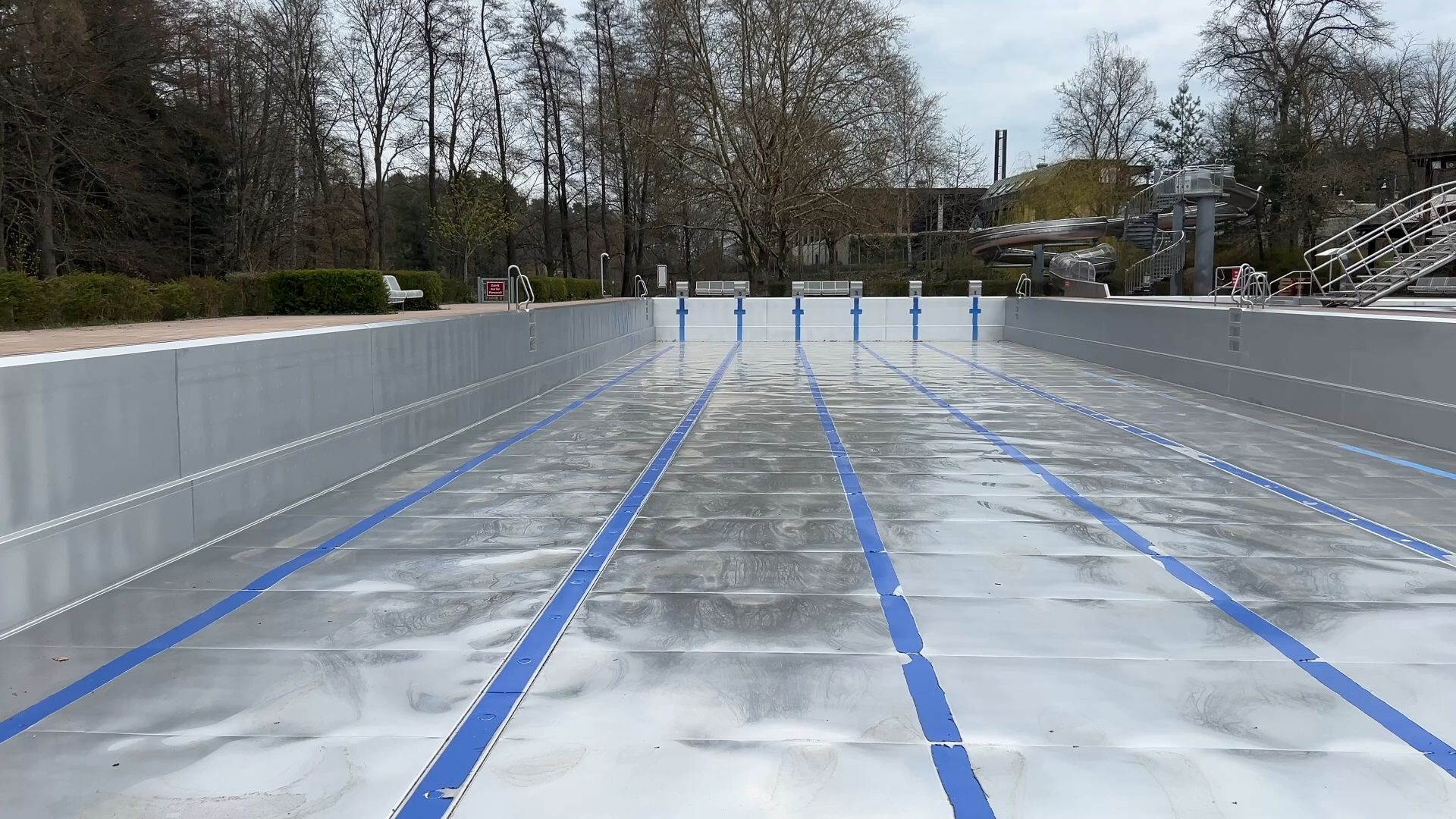 Video: Im Freibad Hilpoltstein laufen die Vorbereitungen
