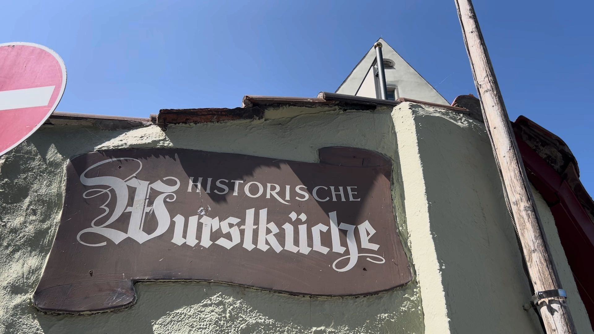 Video: Verliert die Regensburger Wurstkuchl ihren Weltrekord?