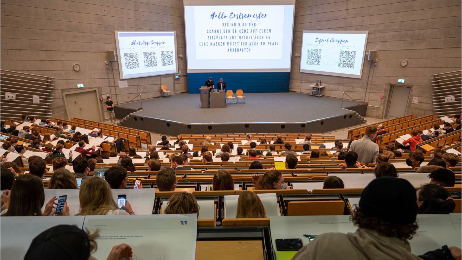 Video: Immer mehr Studierende in Bayern finanzieren sich ihr Studium selbst