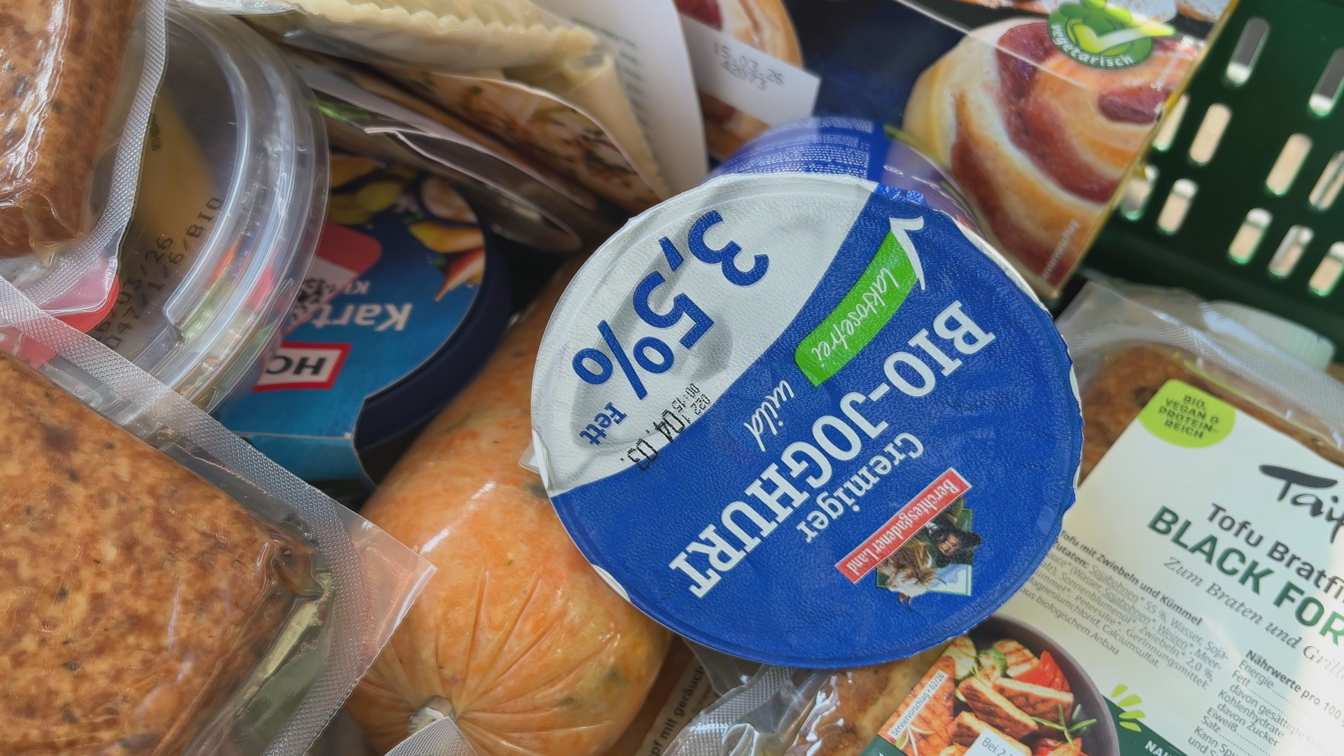 Video: Die Lebensmittel-Retter: Foodsharing in Neutraubling