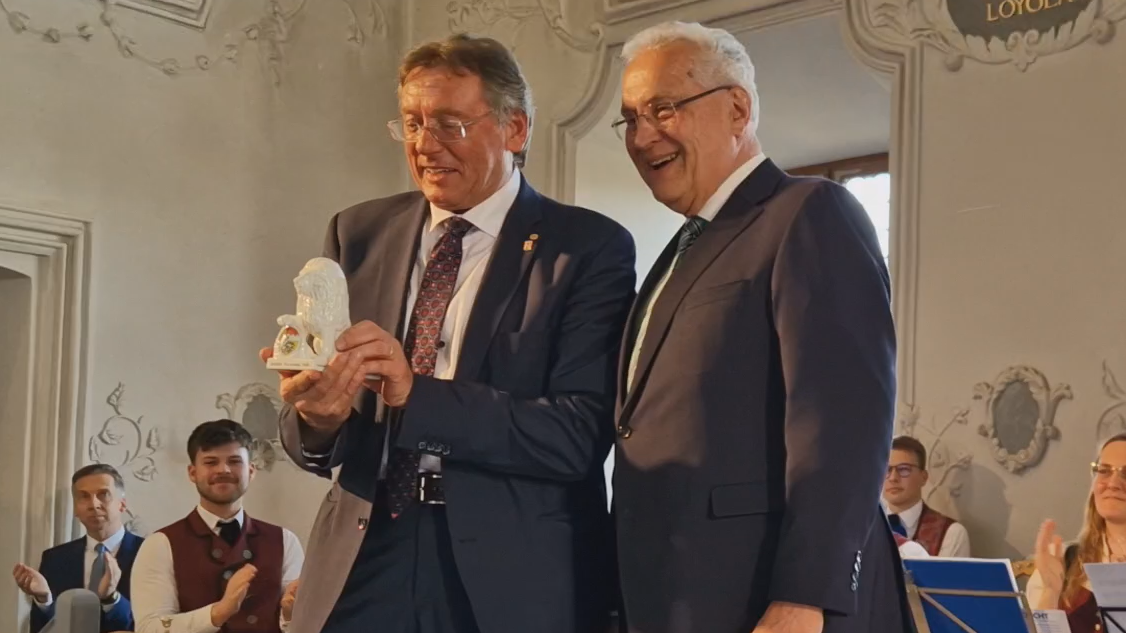 Video: OB Bernhard Gmehling feierlich verabschiedet