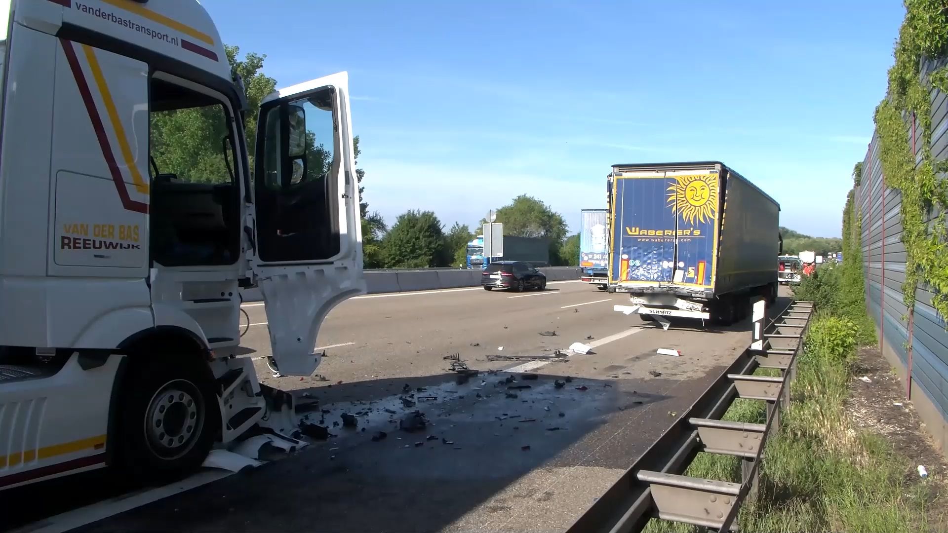 Video: LKW-Auffahrunfall auf A6 – 75.000 Euro Schaden, keine Verletzten
