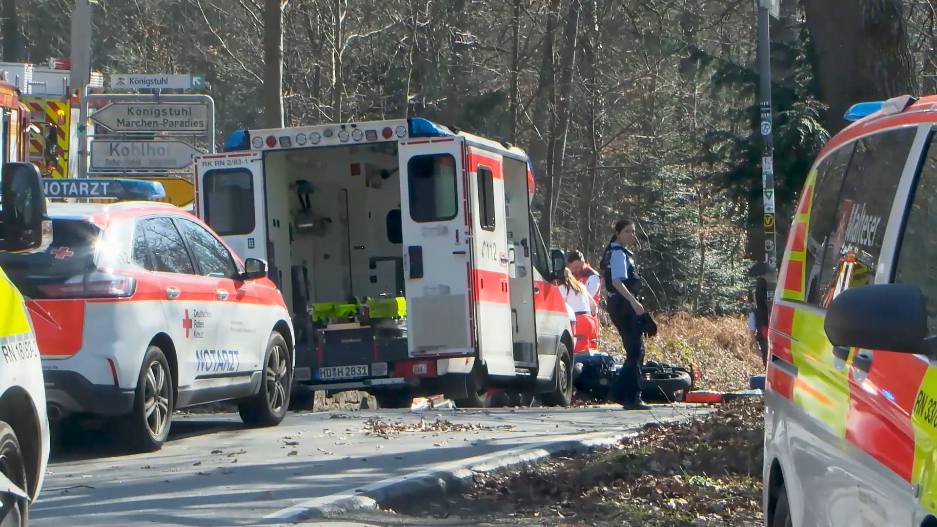 Video: Schwerer Unfall in Heidelberg: Zwei Jugendliche nach Unfall mit Kleinkraftrad in kritischen Zustand