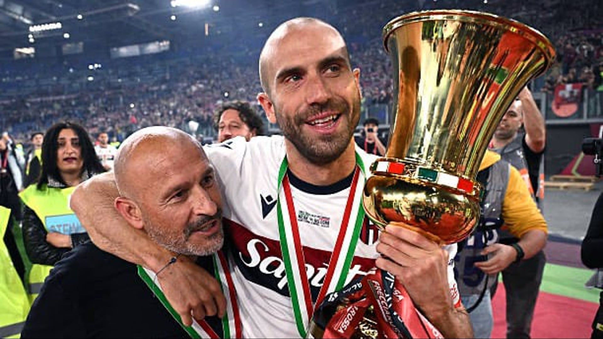 Bologna schockt Mailand und gewinnt den ersten Pokal seit 51 Jahren