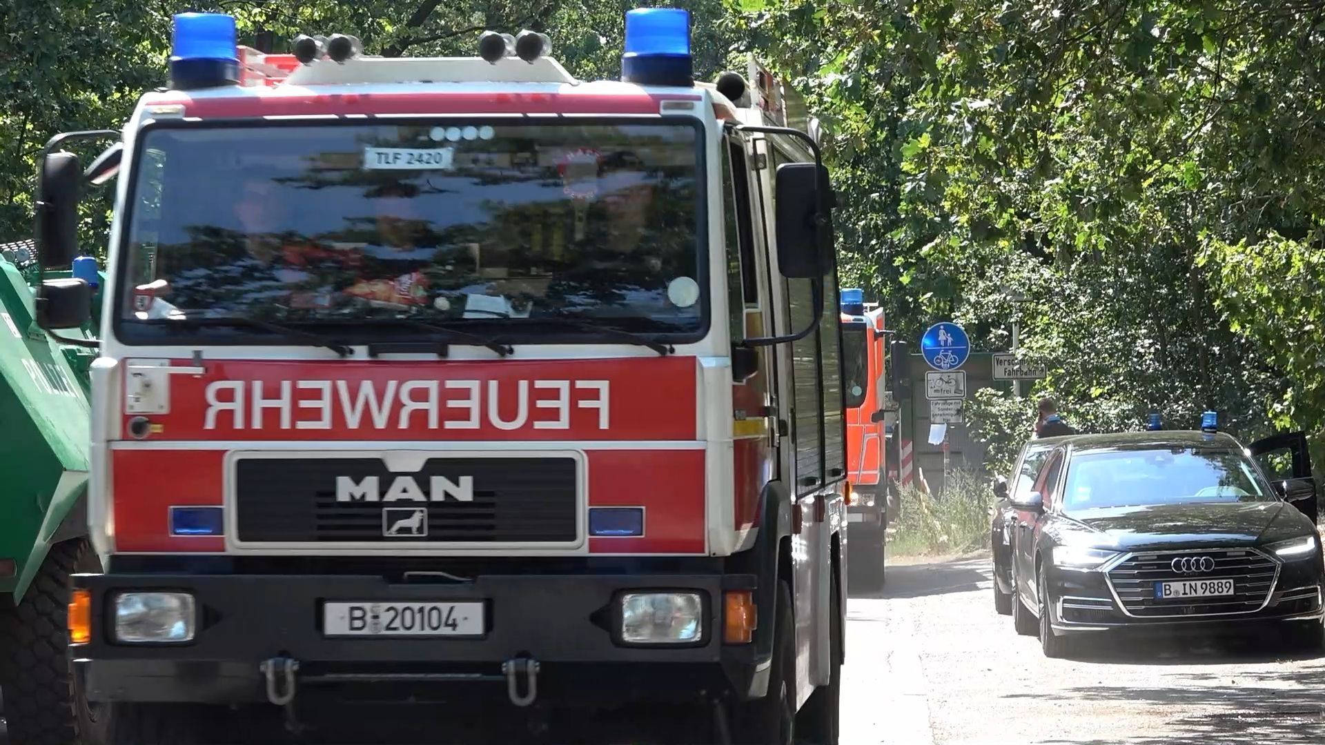 Großbrand auf dem Sprengplatz der Polizei in Berlin-Grunewald