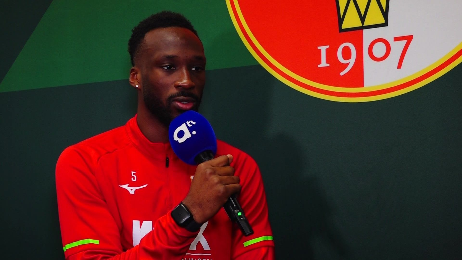 "Ein schweres Spiel gegen einen starken Gegner": FCA-Verteidiger Chrislain Matsima nach der 3:0-Niederlage gegen Hoffenheim